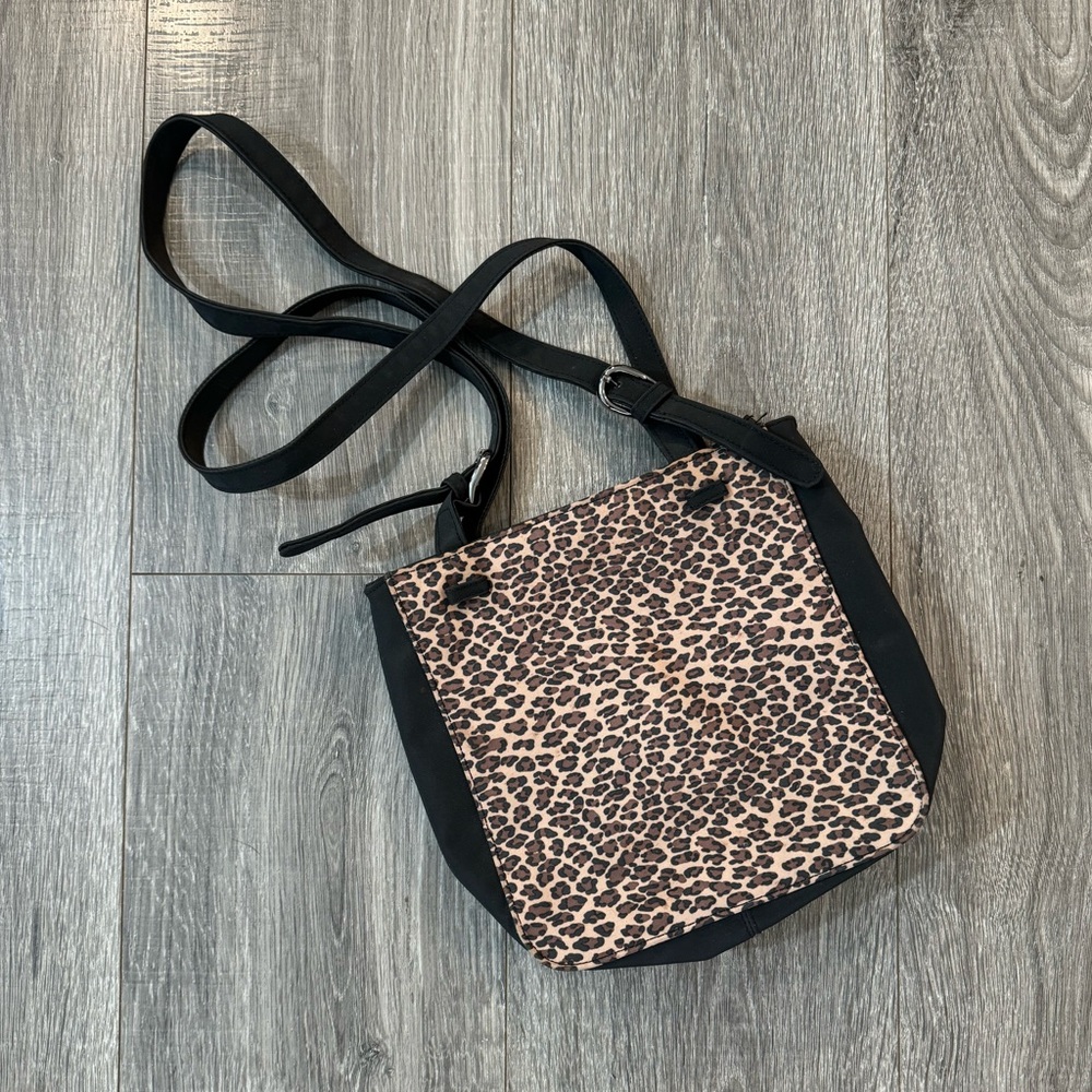 CHEETAH PRINT PURSE - UNBRANDED